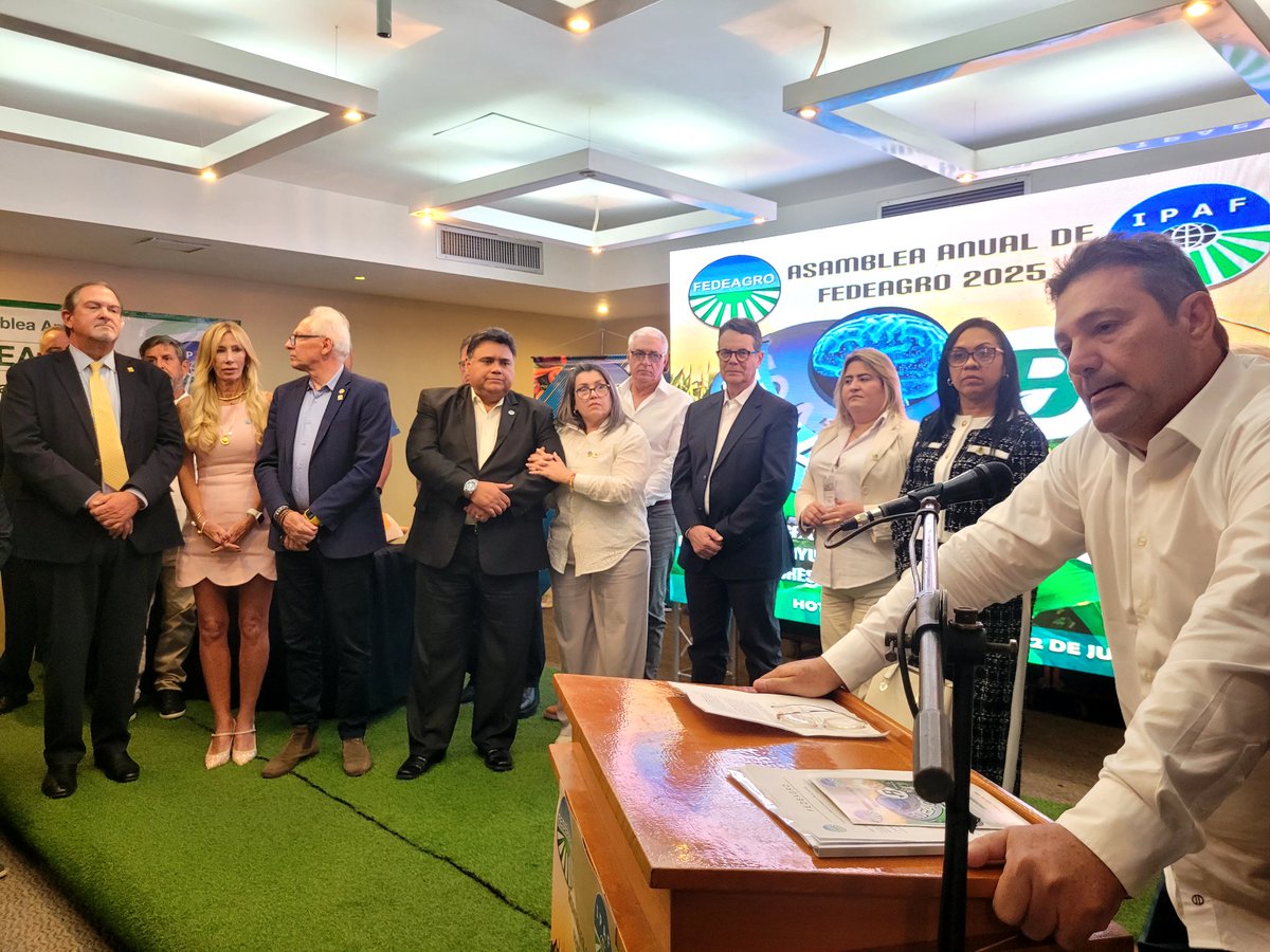 FEDEAGRO | SEMBRANDO FUTURO (@fedeagrodigital) on Twitter photo "Dios bendiga a Venezuela y a todos los productores de nuestro país", de esta manera concluyó sus palabras de agradecimiento <a href="/celsofantinel/">celso fantinel</a> acompañado por el presidente de Fedecamaras y demás representantes de gremios del país "Dios bendiga a Venezuela y a todos los productores de nuestro país", de esta manera concluyó sus palabras de agradecimiento <a href="/celsofantinel/">celso fantinel</a> acompañado por el presidente de Fedecamaras y demás representantes de gremios del país