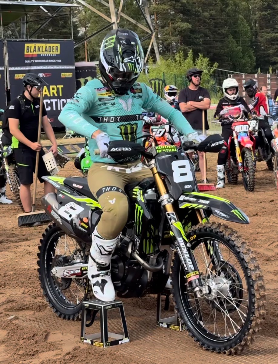 The Voice of the Drunken People tweet media