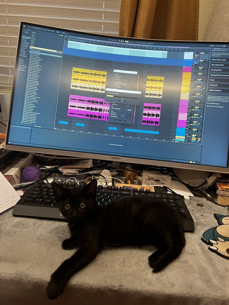 his ass is NOT producing 🤦‍♀️