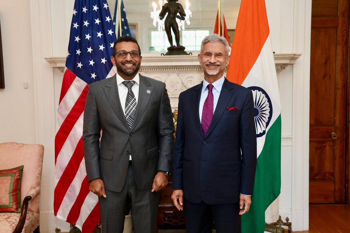 Dr. S. Jaishankar (@drsjaishankar) on Twitter photo Great to meet <a href="/FBIDirectorKash/">FBI Director Kash Patel</a> today.
Appreciate our strong cooperation in countering organised crime, drug trafficking and terrorism.
🇮🇳 🇺🇸 Great to meet <a href="/FBIDirectorKash/">FBI Director Kash Patel</a> today.
Appreciate our strong cooperation in countering organised crime, drug trafficking and terrorism.
🇮🇳 🇺🇸