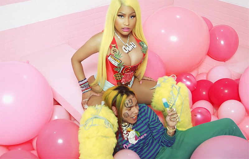 NickiOnChart's tweet image. Nicki Minaj, Murda Beatz & 6ix9ine’s “FEFE” ranks at #318 on Apple Music’s most streamed songs of all time. It’s her first appearance on the list.