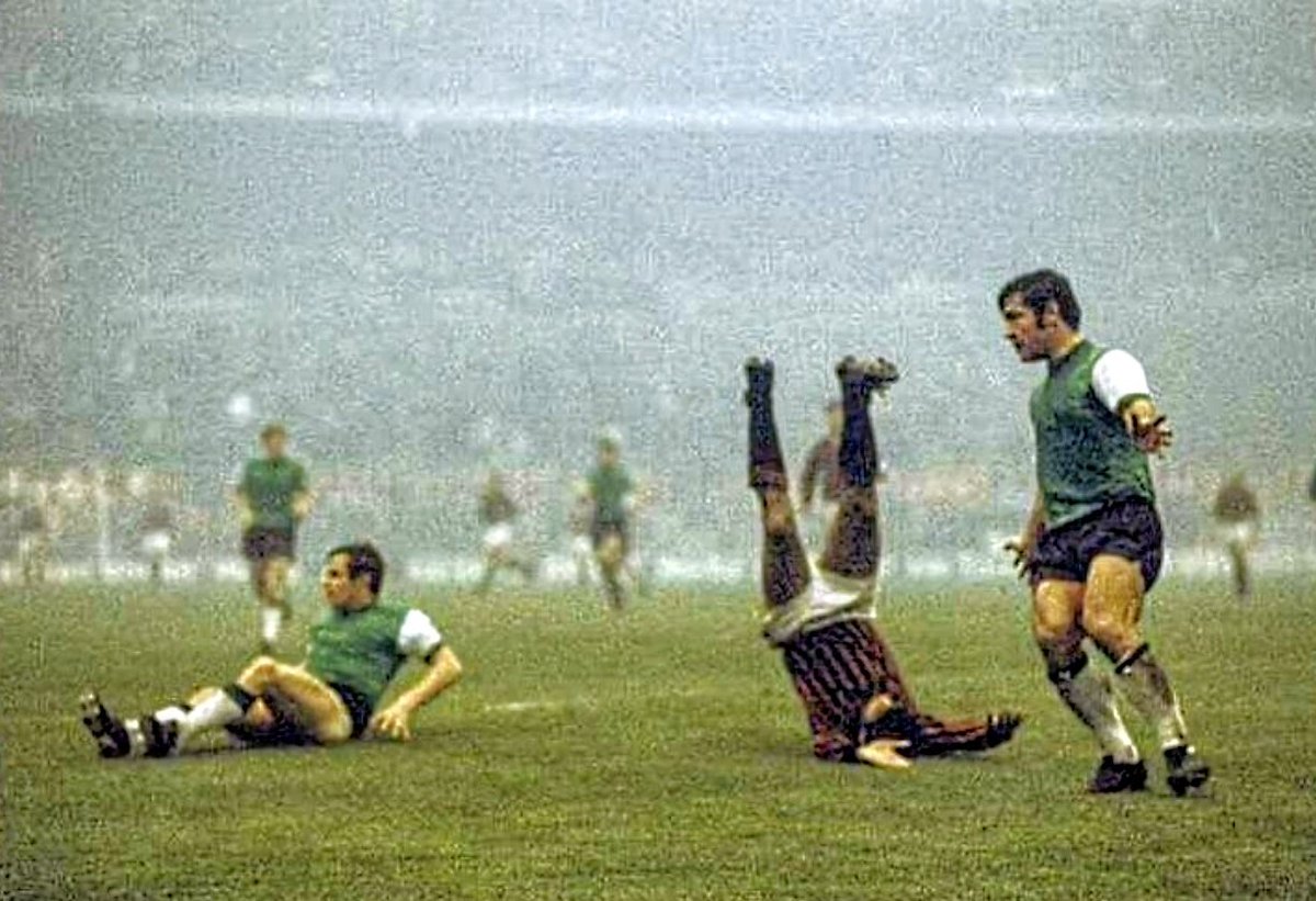 The  art  of  harsh  defending  by Rinus Israël and Theo Laseroms.
 AC Milan vs. Feyenoord (1969)