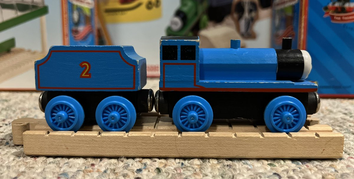 TrainToons's tweet photo. Got this pretty unique factory error 1992/93 Edward recently! It’s giving me Railway Series vibes 🚂 https://t.co/F5qhJgDb5s