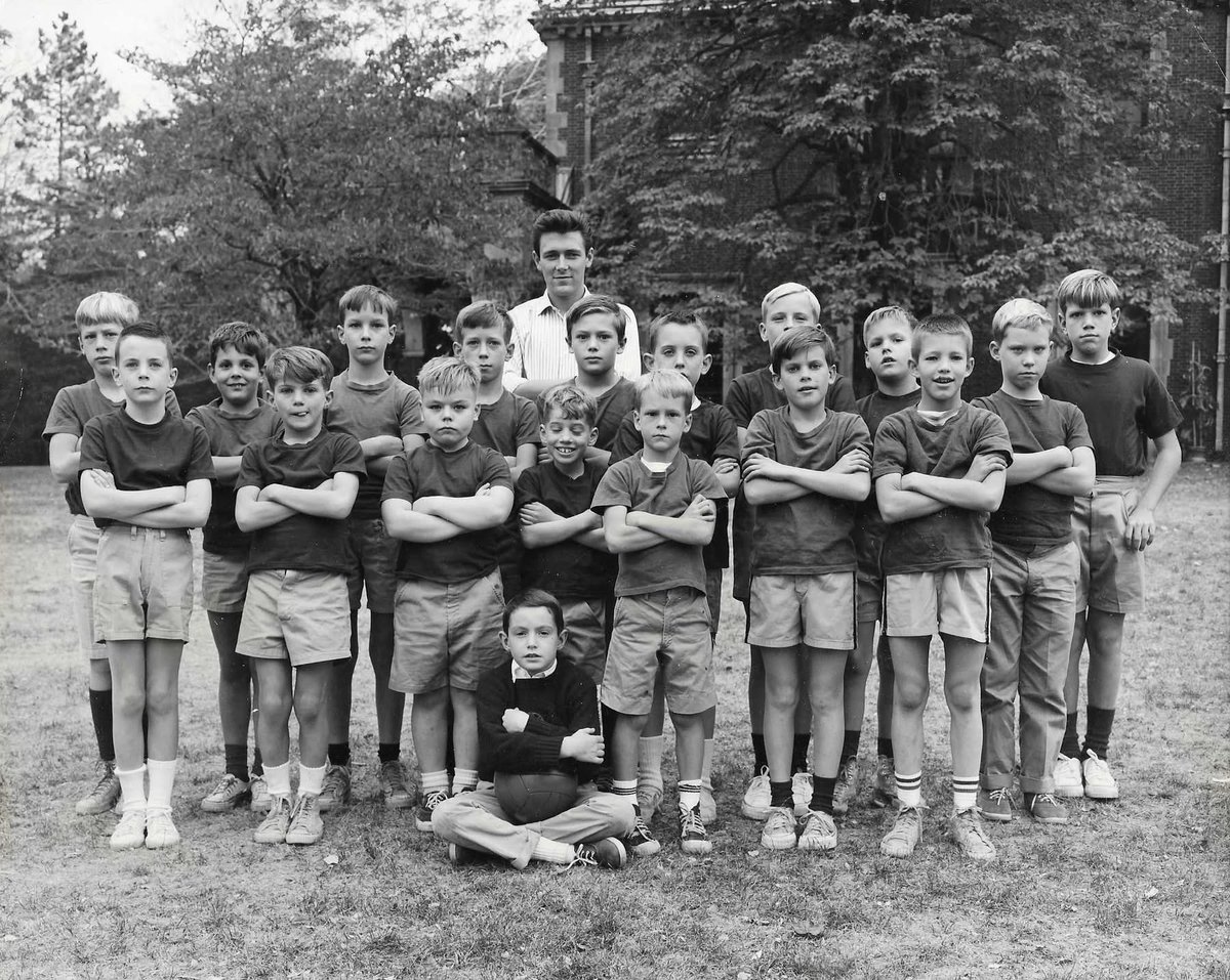 pkedit's tweet image. I am not sure how many on here have a photo of their soccer team from 5th grade ... taken in 1965. This is the Tuxedo Park School's soccer team. We played in sneakers on the sloping lawn behind the school building. Soccer was for boys -- girls played field hockey -- who were too…