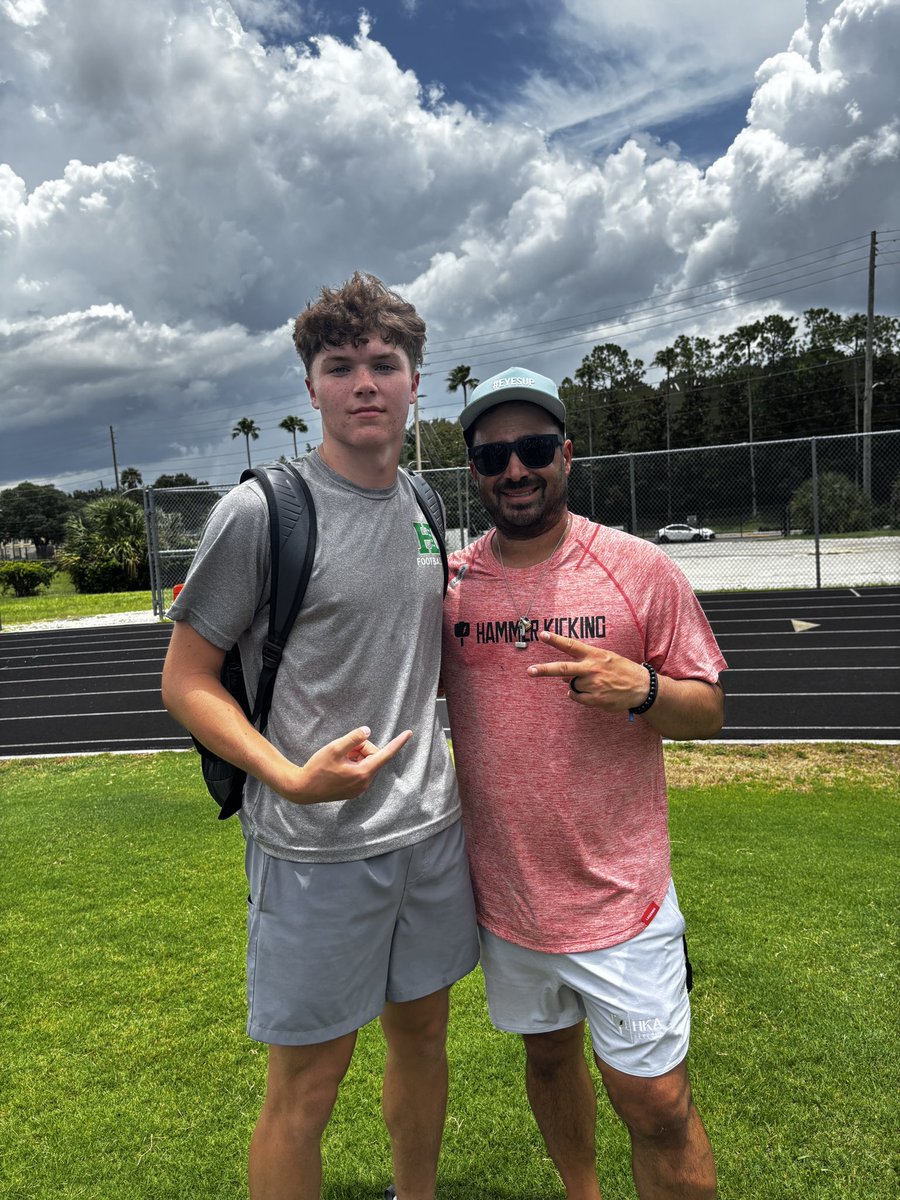 Landonkuzma1's tweet photo. Had a great time at @HKA_Tanalski top 40 event In Orlando. Competed against some of the best in the country. Charted very well on punts and field goals. Charted 13/15 on field goals, going back to 56 yards and had a big ball of 61yd 4.61 for punting.@shanee_mc @BaltarJackson https://t.co/oeEi2LFCIC