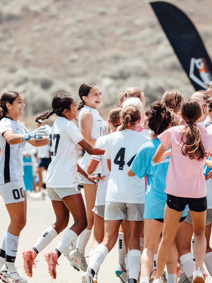 Eclipse Select 2011 (@eclipseselc2011) on Twitter photo Big wins hit different when you get to celebrate with your squad after the final whistle! 🙌⚽ #Teamwork #eclipsenation
<a href="/EclipseSelectSC/">Eclipse Select SC</a>
<a href="/ECNLgirls/">ECNL Girls</a> Big wins hit different when you get to celebrate with your squad after the final whistle! 🙌⚽ #Teamwork #eclipsenation
<a href="/EclipseSelectSC/">Eclipse Select SC</a>
<a href="/ECNLgirls/">ECNL Girls</a>
