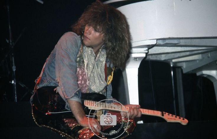 B4DMEDlCINE's tweet image. #BonJovi #JonBonJovi