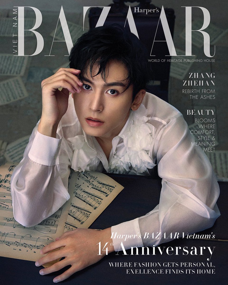 zzhfangirl_DND's tweet photo. #张哲瀚 #zhangzhehan
越南芭莎(封面) 7月刊
Harper’s Bazaar Vietnam (Cover) – July Issue
今天10点开售 on sale 10AM today

购买链接 Purchase Link：
C版：https://t.co/k7adU0NlAQ
A版：https://t.co/7bNvMPsC66
B版：https://t.co/bshvPmSQAn

官网抽奖 Lucky Draw：https://t.co/j2V9zvvUaV https://t.co/NP885Oyfm1