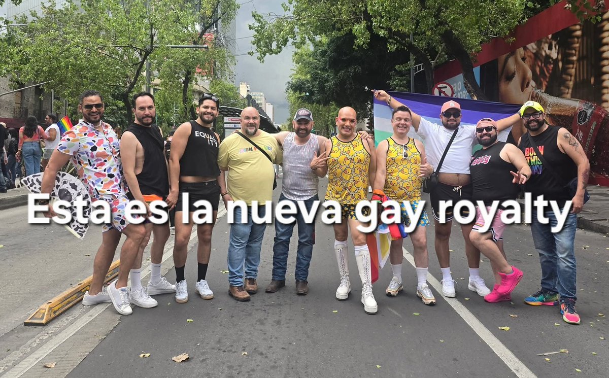 santicdmx's tweet photo. Esta gente es patética https://t.co/wksSrmVVRC