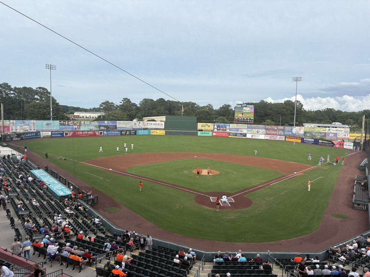Delmarva Sports Network (@delmarvasports) on Twitter photo Game two between the <a href="/FXBGNats/">Fredericksburg Nationals</a> and <a href="/shorebirds/">Delmarva Shorebirds</a>.
<a href="/TimNolanTV/">Tim Nolan</a> and <a href="/PatrickCassat/">Patrick Cassat</a> have the call at 7:00. Game two between the <a href="/FXBGNats/">Fredericksburg Nationals</a> and <a href="/shorebirds/">Delmarva Shorebirds</a>.
<a href="/TimNolanTV/">Tim Nolan</a> and <a href="/PatrickCassat/">Patrick Cassat</a> have the call at 7:00.