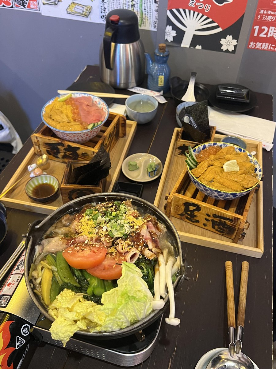 Sea urchin rice is really my love sea urchin is very fresh, the amount is also quite a lot, wrapped in nori to eat a mouthful of a satisfaction, and nori eaten out can always be renewed!😁😁😁