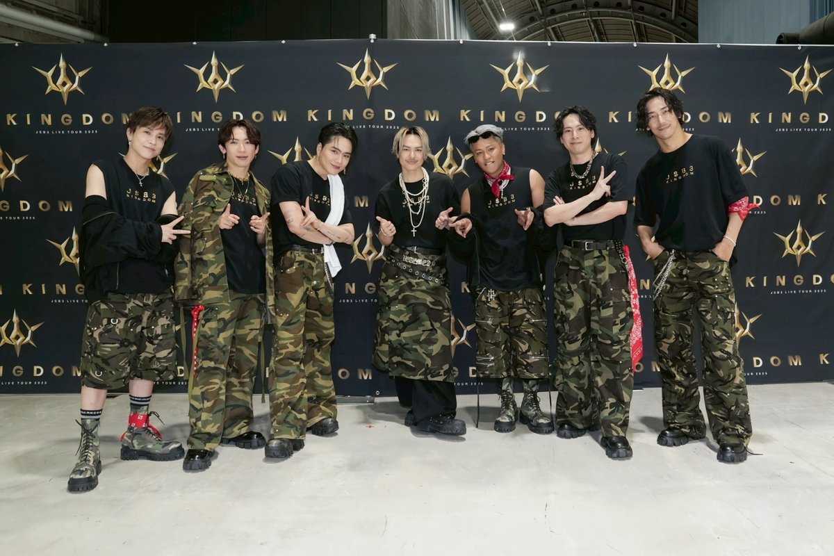 jsb3liveacc's tweet photo. 𝙏𝙃𝙀 𝙁𝙄𝙉𝘼𝙇
#JSB3 LIVE TOUR 2025 #KINGDOM
Kyocera　Dome Osaka

7.3 Thu  OPEN 16:30 START 18:30

𝑻𝒉𝒆 𝑲𝑰𝑵𝑮𝑫𝑶𝑴 𝒅𝒐𝒐𝒓 𝒄𝒍𝒐𝒔𝒆𝒔🏰🚪

🔗🎫直前販売
https://t.co/iCTMfFEPrJ

All #MATE 🤝 #JSB3 https://t.co/4IMq5ntavI