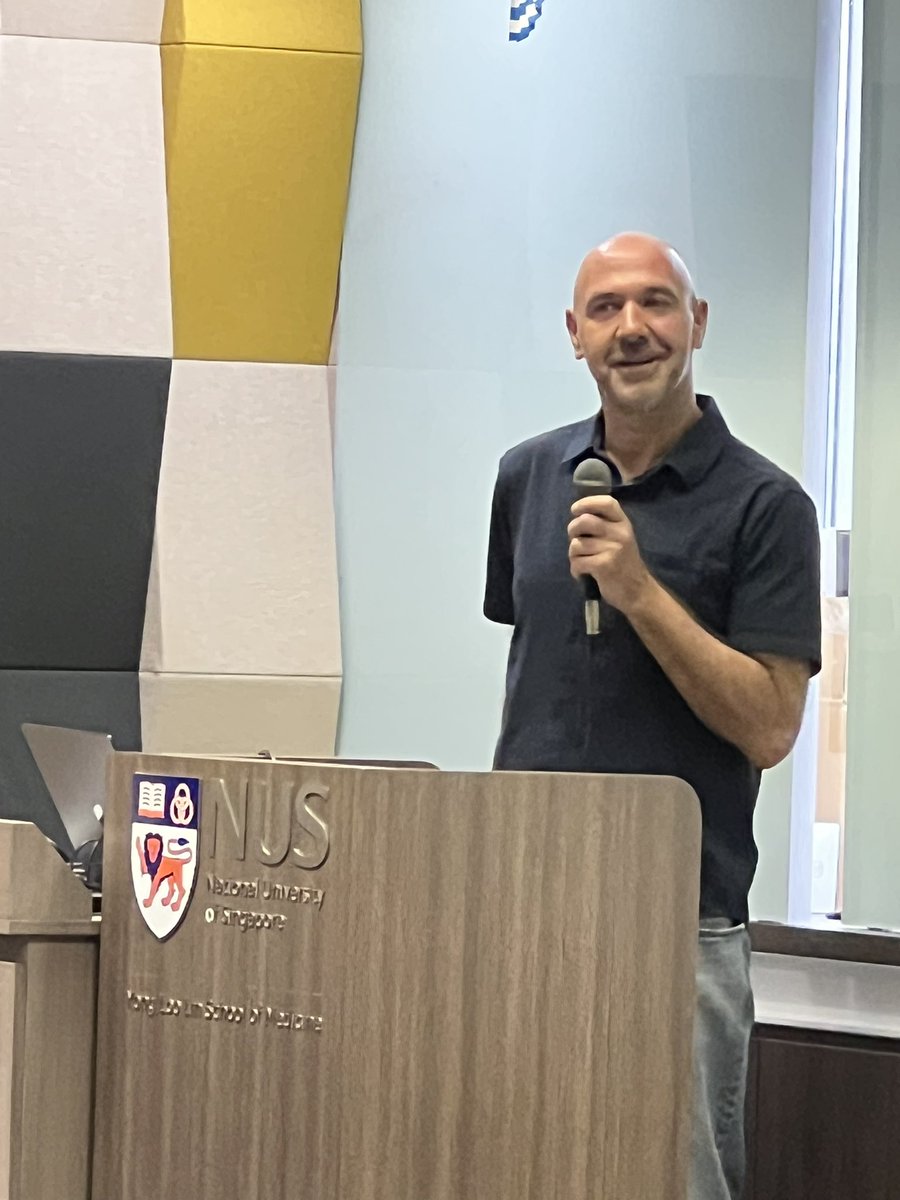 Insightful talks from Dr Hang Jingwen and Dr Alexander Ludwig, from NTU, on the use of vEM techniques for their research.