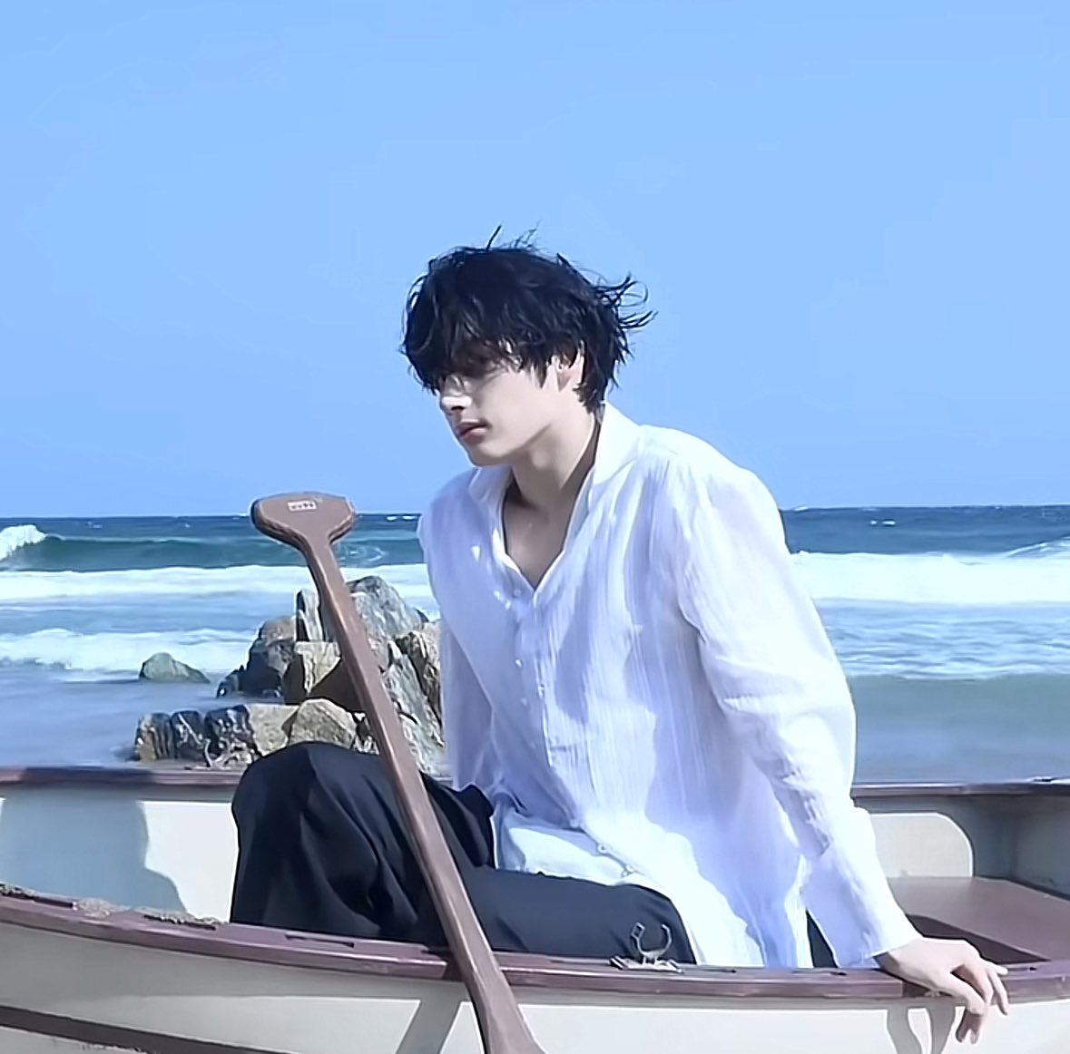 taegyucita's tweet image. #RATIOED 🤭 here some low quality hyuka as if that would change the fact that he&apos;s gorgeous