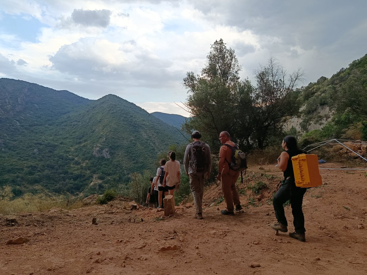 Comencem nova campanya d'excavacions a la Cova del Parco!