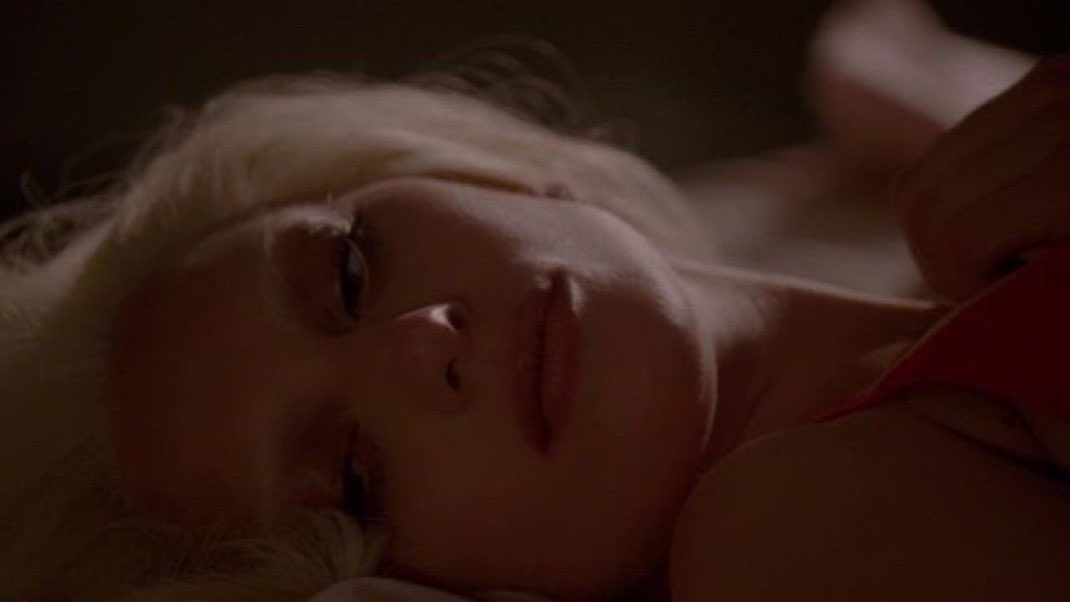 THE COUNTESS’S FACE CARD WILL NEVER DECLINE