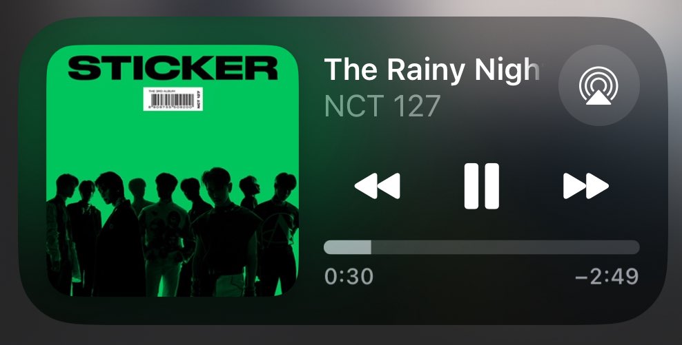 m3owww0's tweet image. got these two on #repeat rn