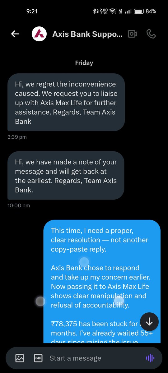 SSoni0727's tweet image. Shame on @AxisBankSupport &amp;amp; @AxisMaxLifeIns Stop fooling people with fake ads and celebrities.
You trap innocent customers in fine-print frauds, then vanish behind “copy-paste” bots.
This is financial abuse.
You deserve investigation, not admiration.@ImRo45 @aajtak #maxlifefraud