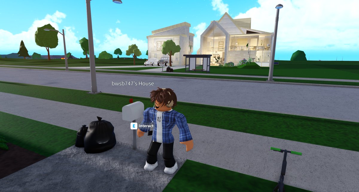 CollierJar48920's tweet photo. @heybloxburg @heybloxburg there's a bug where I can't move after building on someone's plot. I'm stuck in this position, i also can buy any items because there apparently there isn't enough space. https://t.co/AnwUcTCnEl