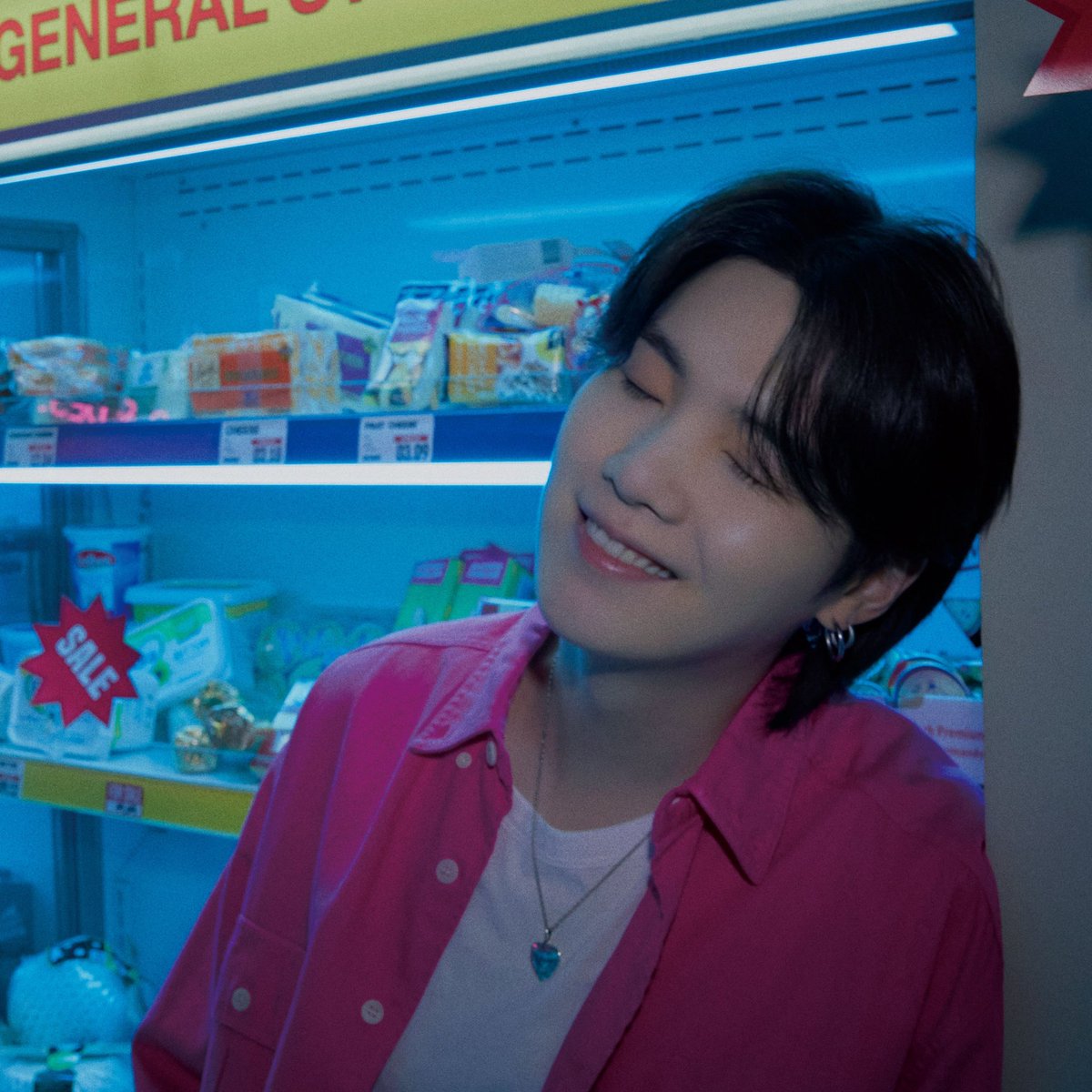 yoongiforeva's tweet photo. #FotoProfilBaru https://t.co/DvBKk8HjpM