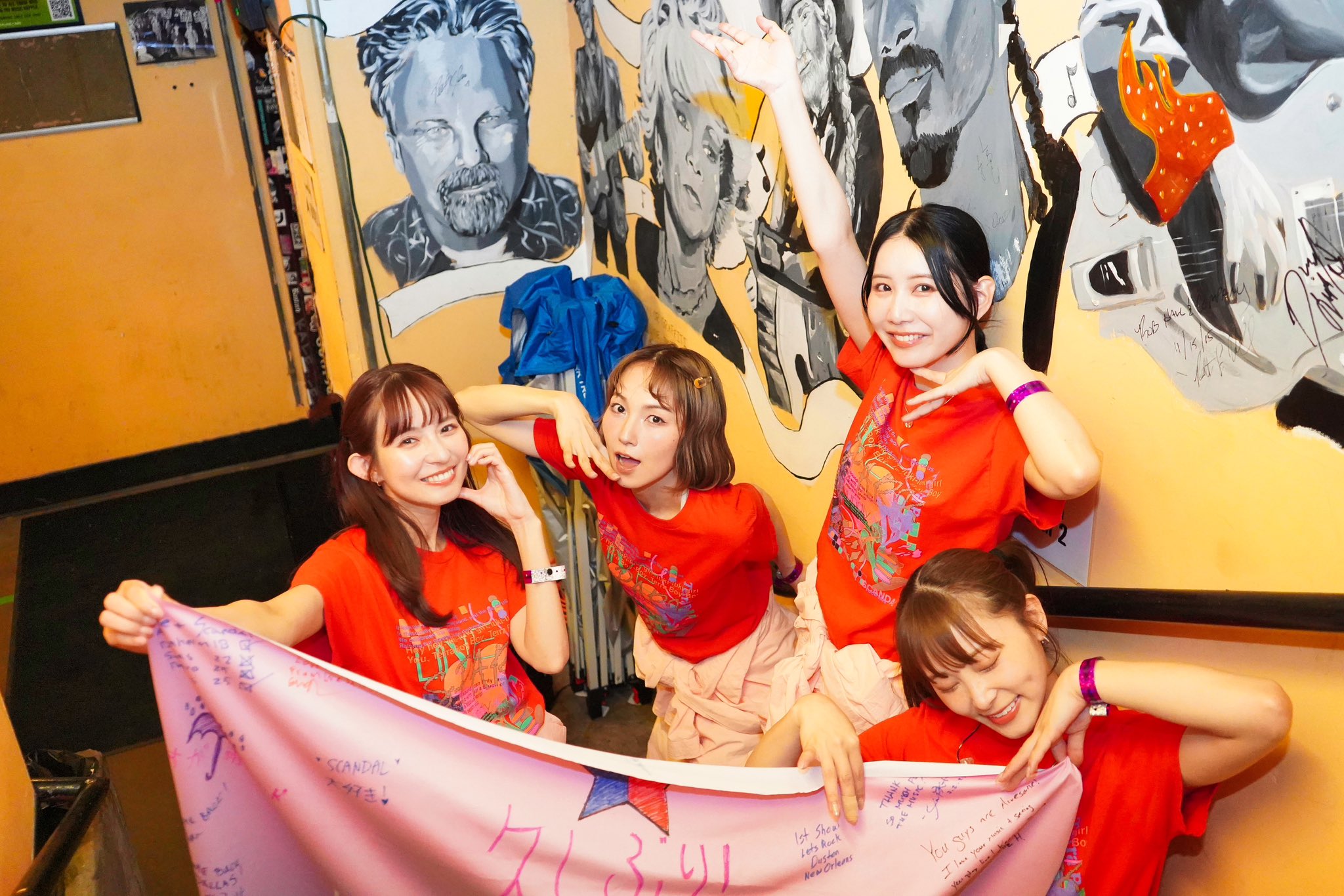 Gu56XWbXoAAvPrn?format=jpg&name=large