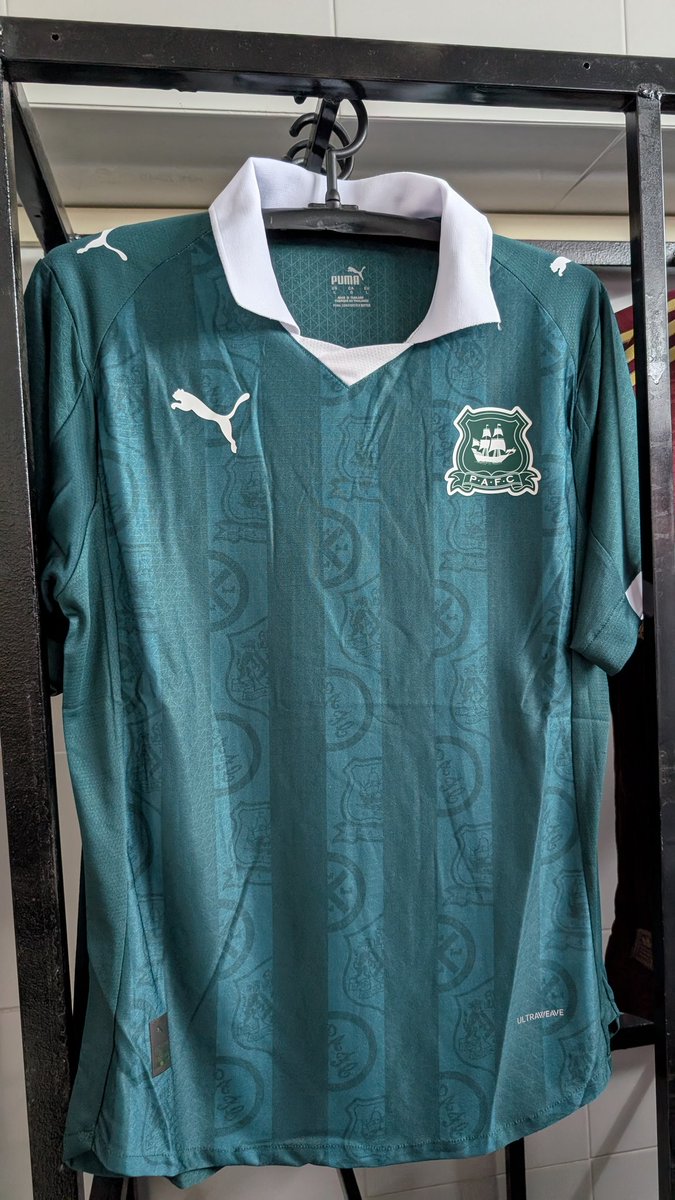 Krish___P's tweet image. Did not expect to find dodgy Hull City and Plymouth Argyle shirts for sale in Laos of all places