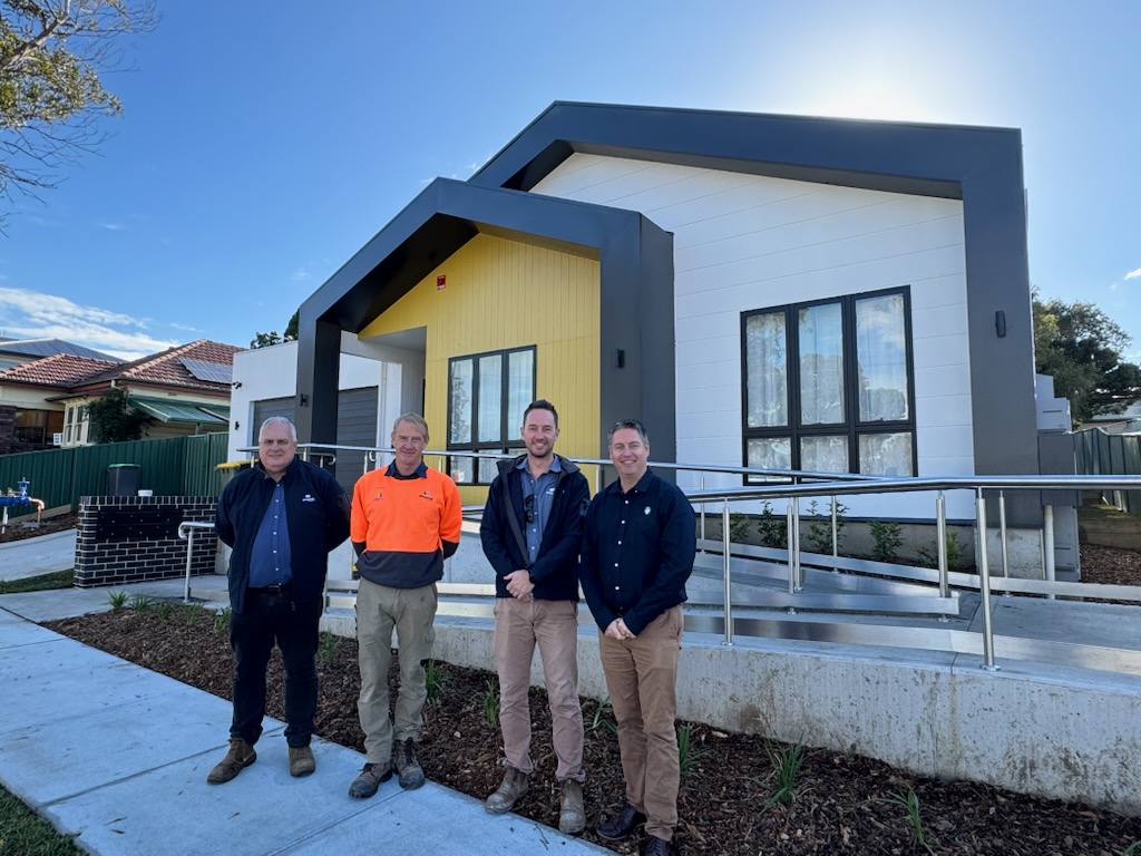 HIA_Hunter's tweet image. Spending time onsite with @HIA_au members John &amp;amp; Trevor of Kingston Building last week provided insights on how materials, trades &amp;amp; timelines come together.

Thanks gents, it was great to see what best practice looks like in the field. 

#HIAMember #OnsiteLearning