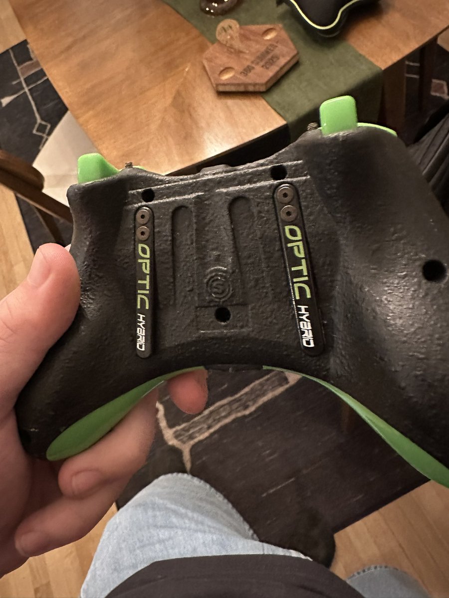 insane gift from <a href="/hitchariide/">OpTic Hitch</a>