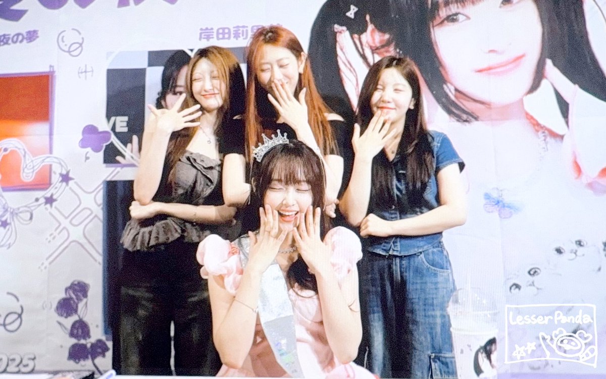 250702 생일카페 프리뷰

🐹🐶🐱🦊 고마워요

#Happy_Ririka_Day
#리리와_그린_여름밤의_꿈
#리리카 #RIRIKA #リリカ #岸田莉里花
#아일리원 #ILY1 #アイリーワン