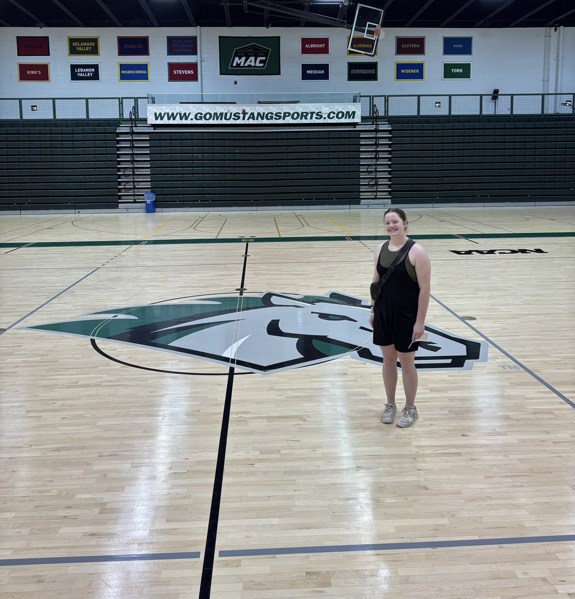 Zoe Young tweet media