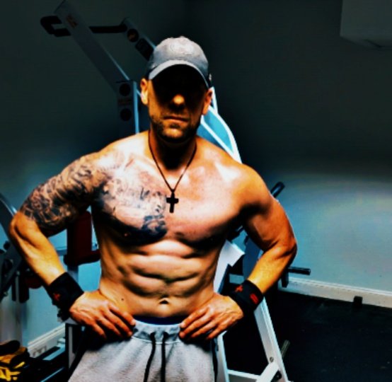 HJohnWalters's tweet image. In ring shape and ready to scrap in New England this summer. See me @LWMaine and @ChaoticWrestlin to name a few.