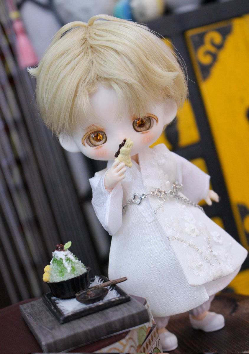 더운날엔 빙수🧊

#루나하로 #지햇님
#밀크바74