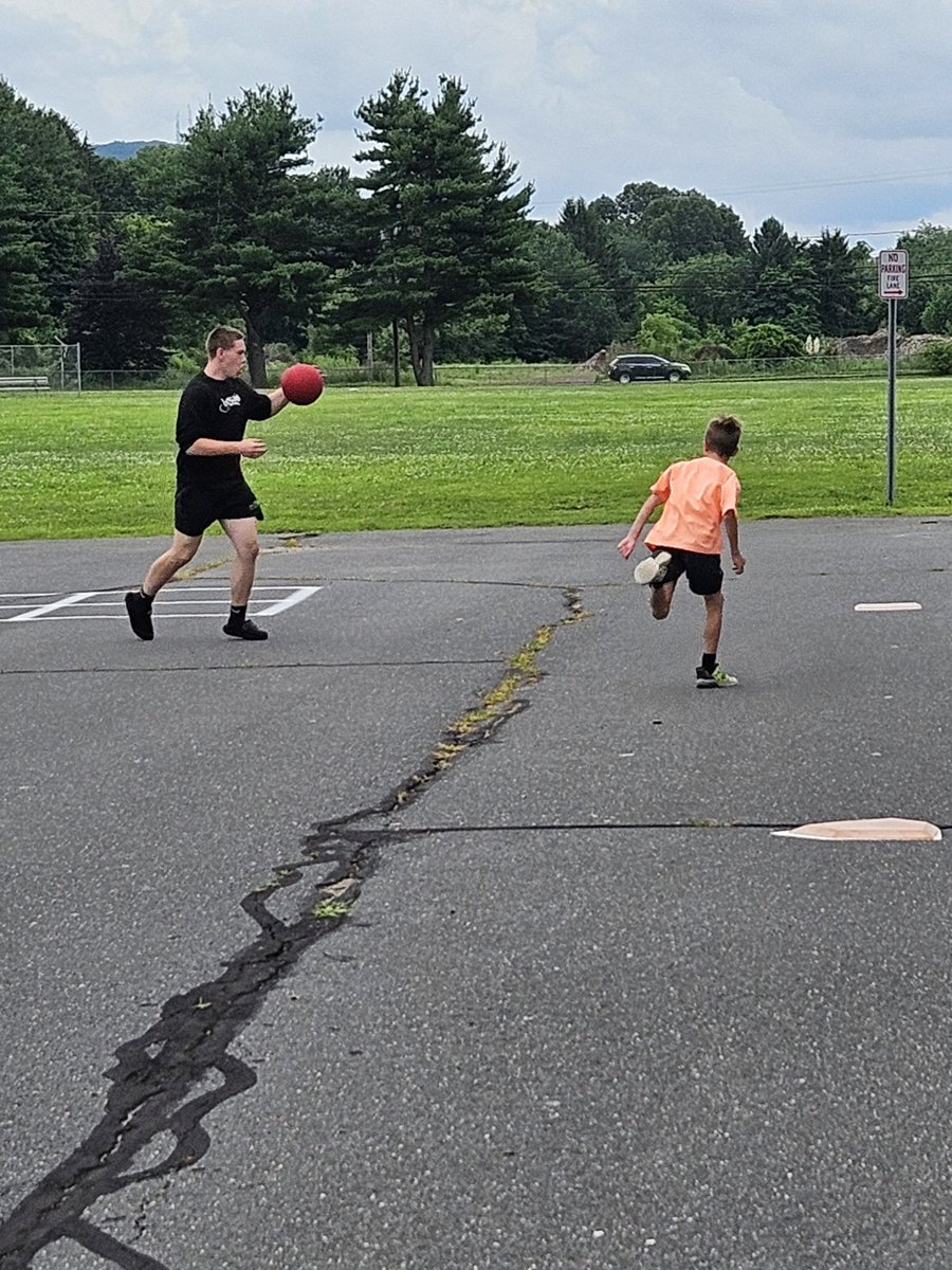 Southington Blue Knights Football (@shs_bkf) on Twitter photo BKF volunteered at the Bread for Life Lunch Program and organized games with the kids <a href="/RobLevesque1/">Rob Levesque</a> BKF volunteered at the Bread for Life Lunch Program and organized games with the kids <a href="/RobLevesque1/">Rob Levesque</a>