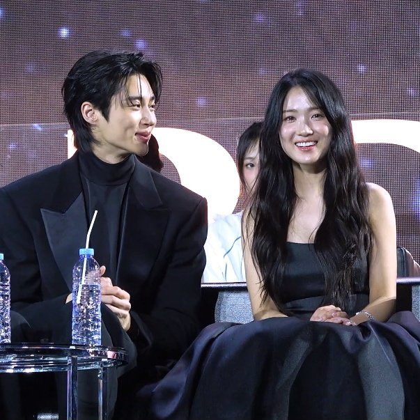 shil 🎸🤟🏼| REST tweet media