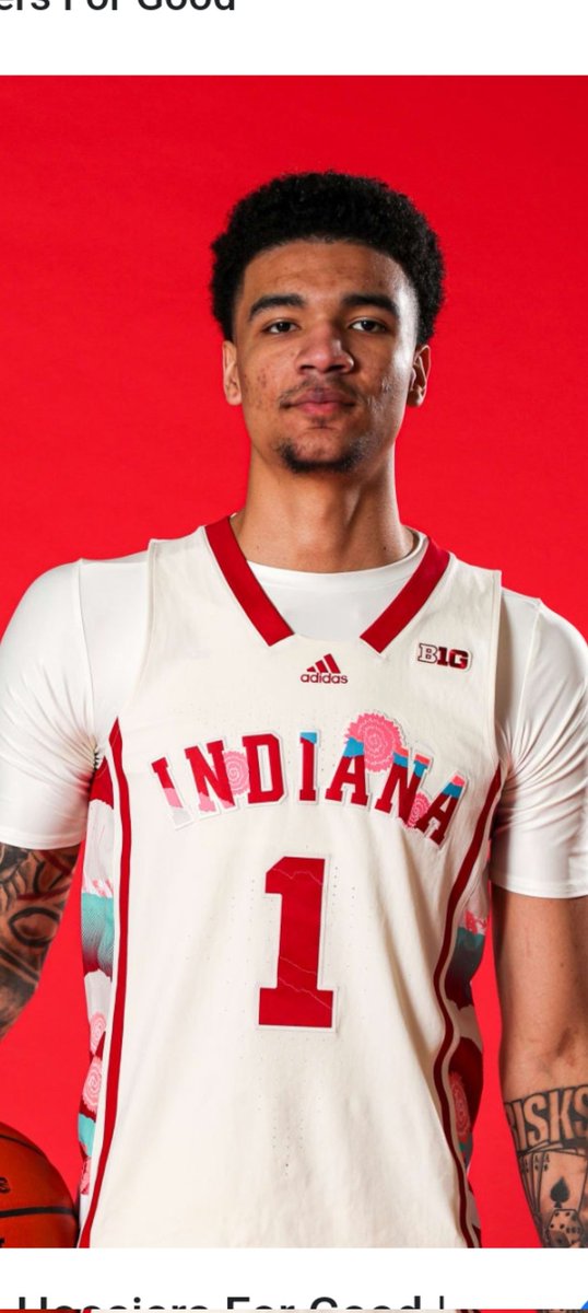IUBeastmode1968's tweet photo. @itsAntWright Better choice.  If going with IU centers . https://t.co/VhYXLUtYZB