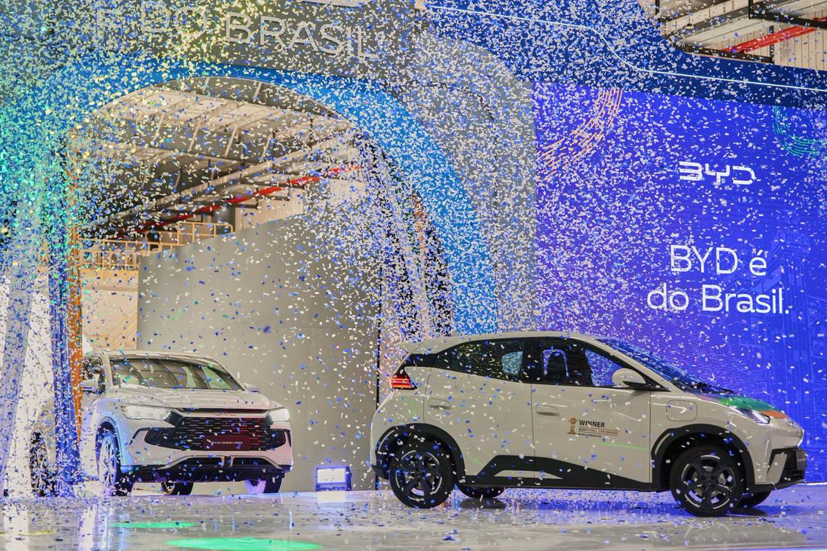 BYDCompany's tweet image. The first vehicle produced by the BYD&apos;s Camaçari factory in Brazil, BYD DOLPHIN MINI, has rolled off.

This next-generation facility combines innovative technology with Brazilian talent to deliver affordable, modern EVs, advancing sustainable transportation in Latin America.