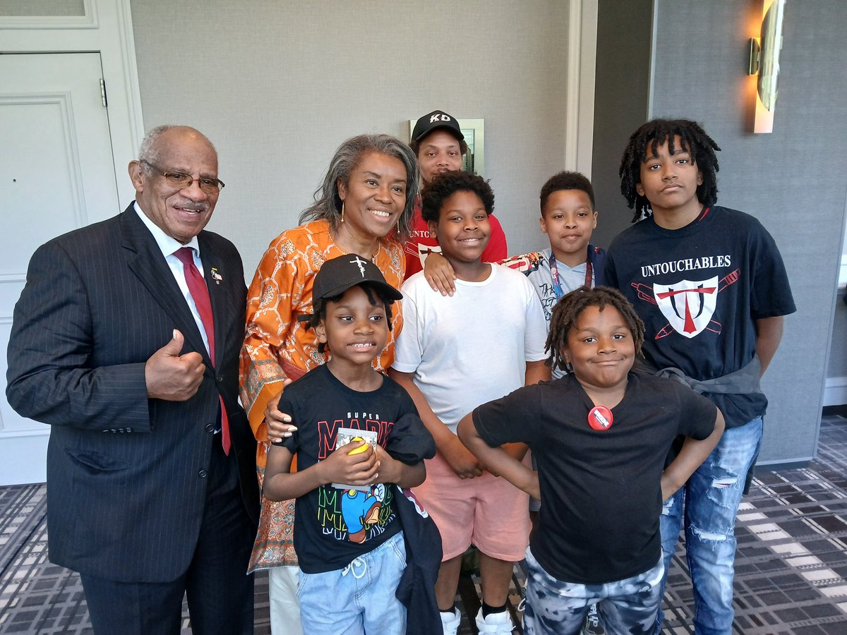 Douglass Leadership Institute tweet media