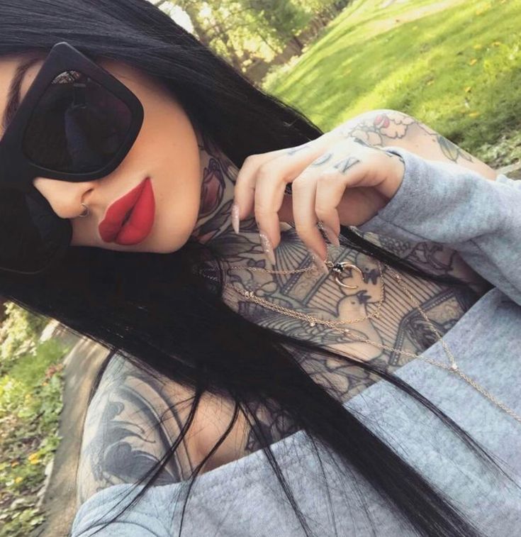 IllBeDamned_Rp's tweet image. "They told me I couldn't. I proved just how much I could."

💅🏼Genevieve Stone
💅🏼Mafia Princess 
💅🏼Don't tempt fate, it can be cruel. 
💅🏼Karma's my bitch. 

🔄&amp;amp;🫶🏼 For favor returned.