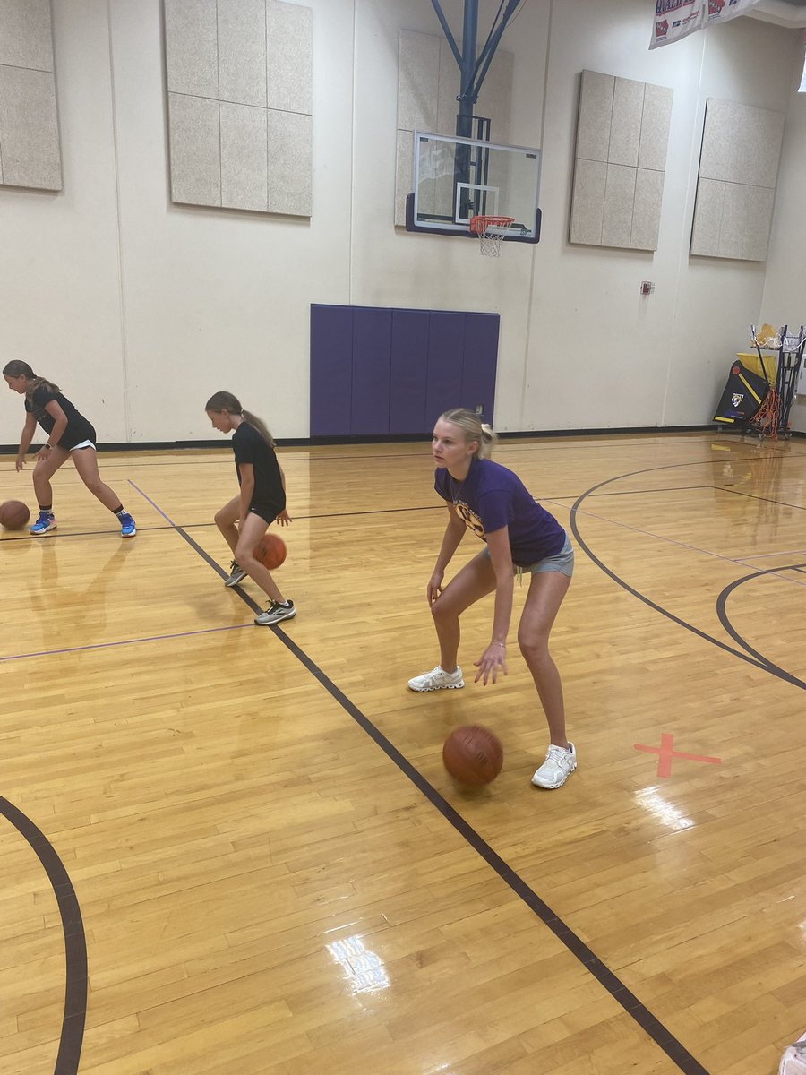 Sabers Girls Basketball (@sabersgbb) on Twitter photo 