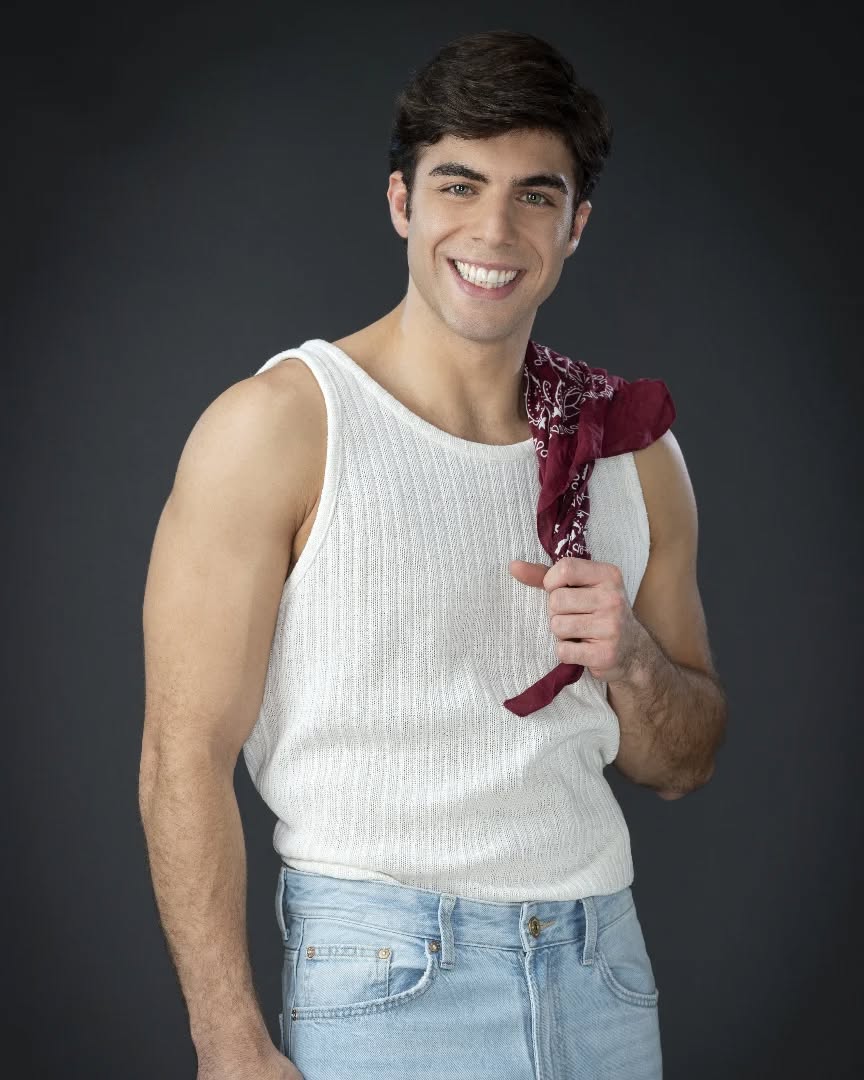 LatNove's tweet photo. 🇲🇽 MÉXICO

#AlainSaid será la versión joven del padre de #AngeliqueBoyer en #DoménicaMontero

La versión madura del padre será #AlejandroTommasi

📲 Confesiones de Famosos (IG) https://t.co/dQudahA7xI