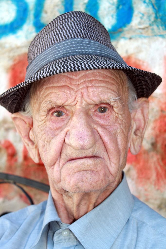 1791FOP's tweet image. Office of Professional Responsibility: “Good morning Retired Officer Jim. Our records indicate you were charged with being 30 minutes tardy to work 43 years ago. We need you to respond to this complaint.”
Retired Officer Jim:
