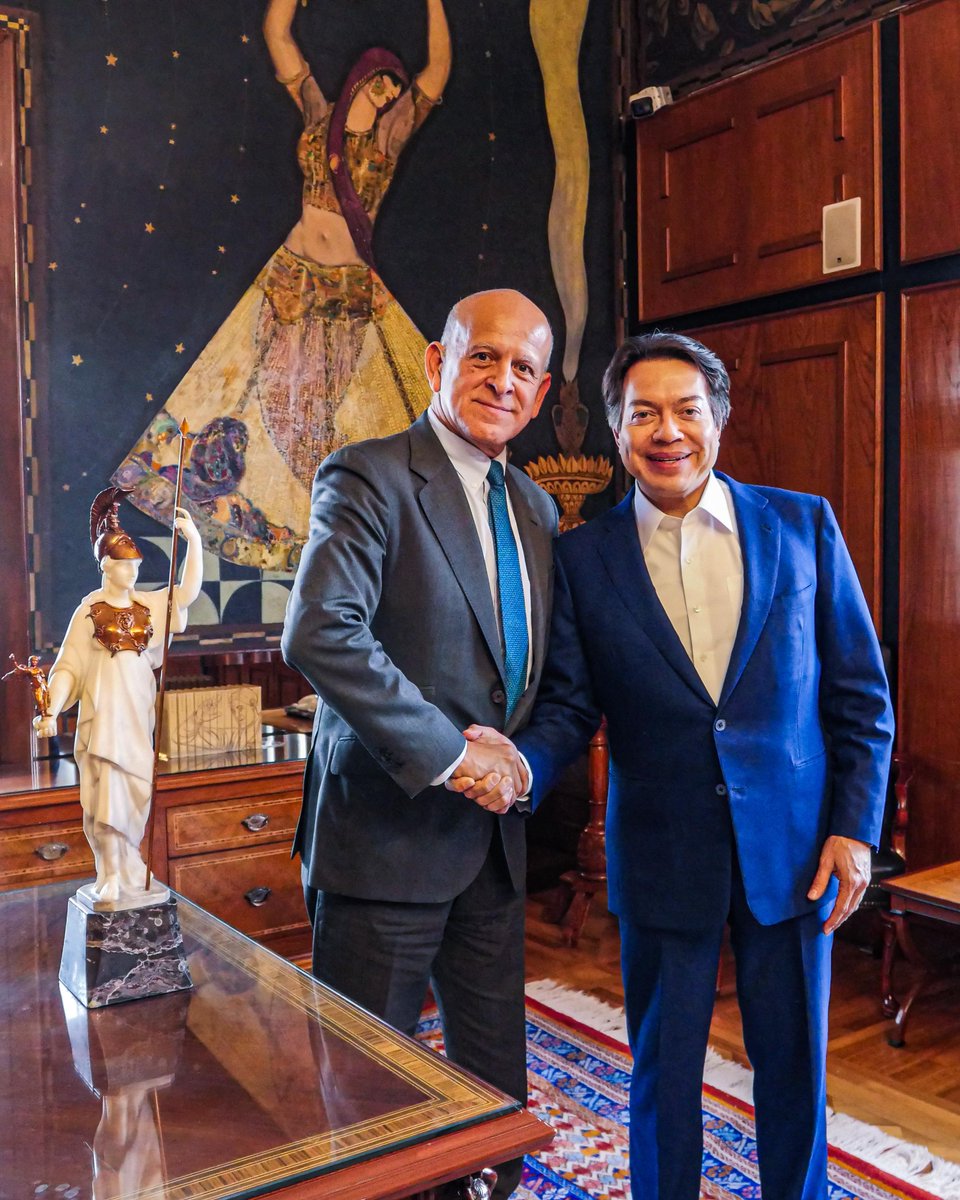 mario_delgado's tweet photo. Tuvimos una reunión de trabajo con Juan Antonio Ferrer, embajador y representante permanente de México ante la @UNESCO. 

Trabajaremos conjuntamente para dar a conocer, a través de esta organización internacional, el nuevo modelo educativo humanista de la #NuevaEscuelaMexicana y cómo la educación se ha convertido en la principal estrategia para la transformación que está viviendo nuestro país.

Estamos muy contentos de que nuestra presidenta, @Claudiashein, haya decidido proponer a Juan Ferrer como nuestro representante. Le deseamos el mayor de los éxitos.