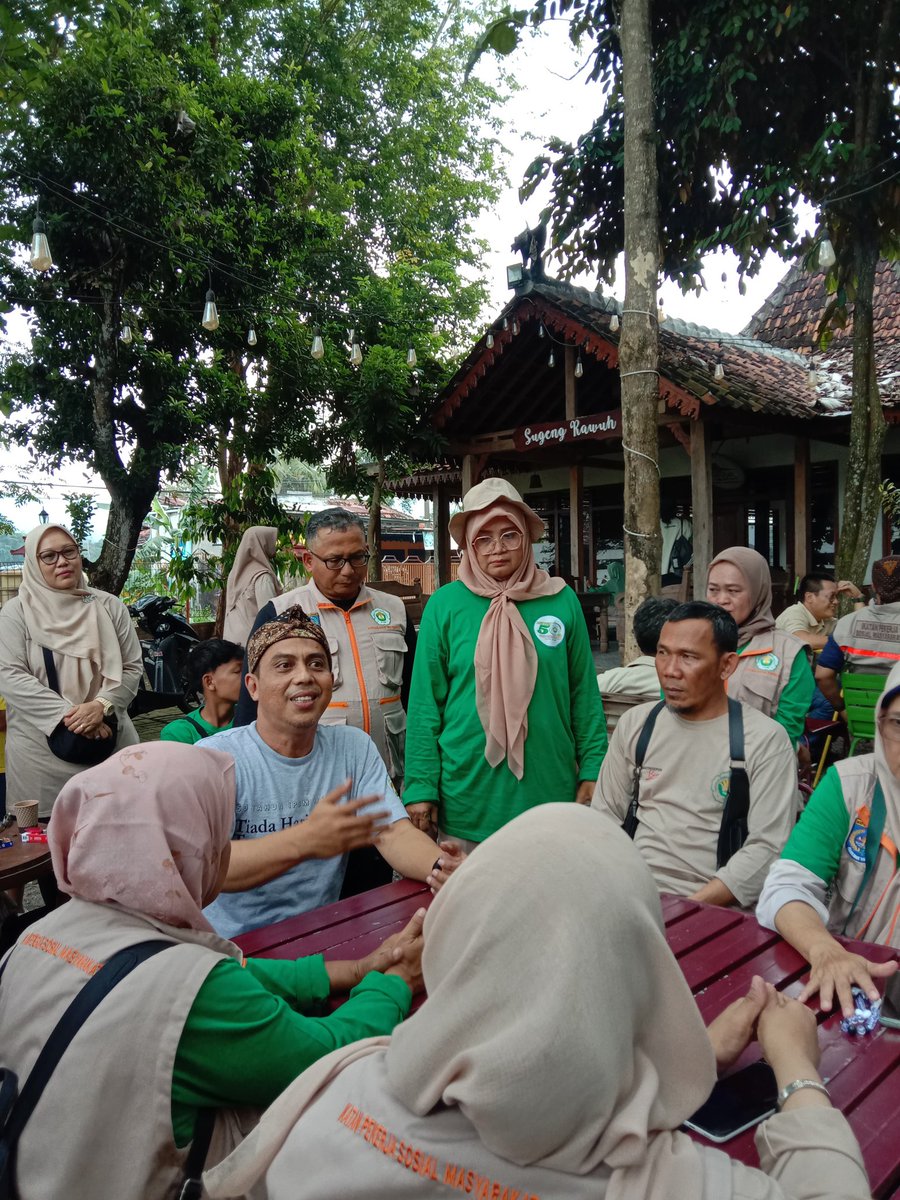 daniESyatirie's tweet image. Menghadiri SILATNAS IPSM NASIONAL Tahun 2025, Kulon Progo - Jogyakarta #ipsmdepokotw #ipsmjabaristimewa #dinsosdepok