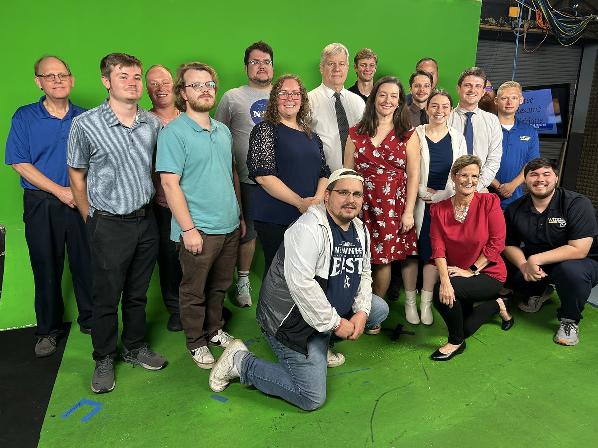 Phyllis Smith tweet media