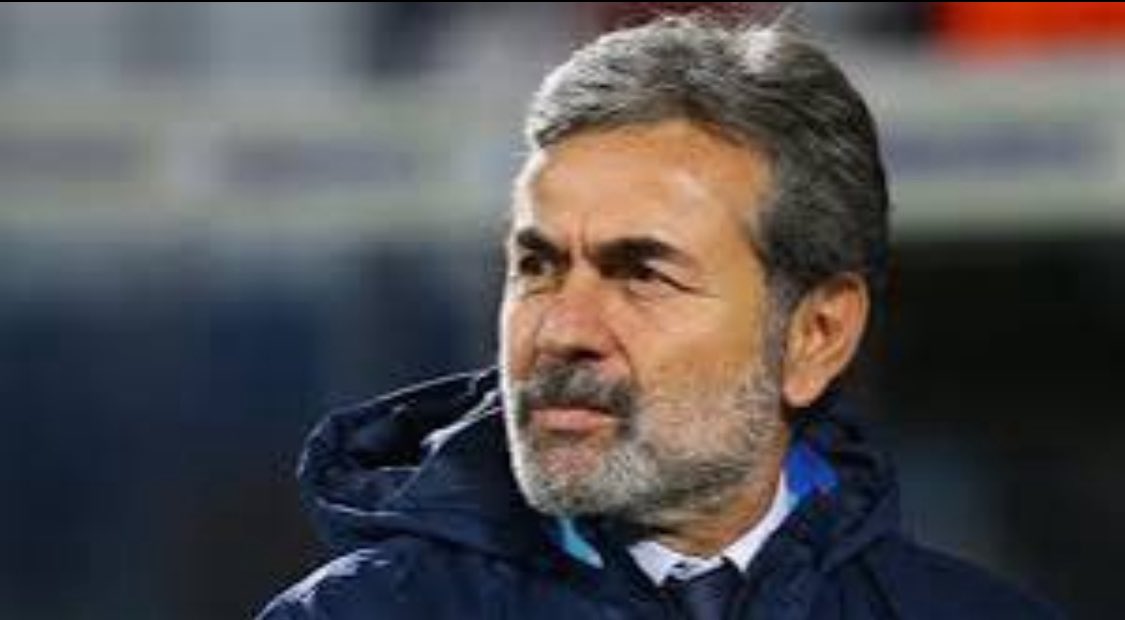 KalanDogukan's tweet photo. Bu insanlar Fenerbahçe’nin ne demek  gücü mücadeleyi ayakta dimdik durmayı öğreten 
Bu insanlar Fenerbahçe’nin bekası için ailelerinden çocuklarından torunlarından feragat eden insanlar 
HAKLIYDIK , KAZANDIK 💛💙
Sizin öğrettiğiniz bu güçlü duruş unutulmayacak…
#3temmuz2011 https://t.co/iiu7Wssx9C