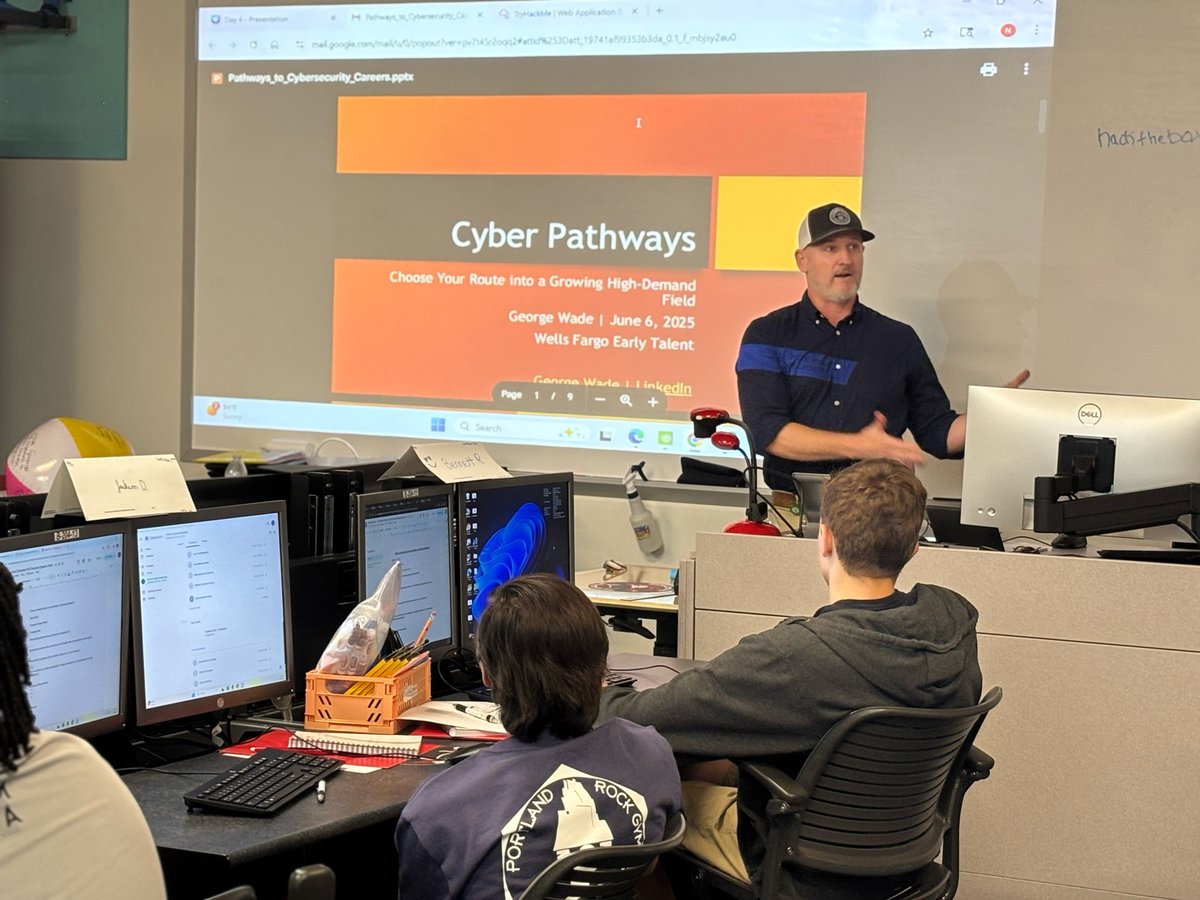 az_cyber's tweet image. What an inspiring session at the Glendale Community College Intro to Cyber bootcamp!
A huge thank you to George Wade for sharing his incredible expertise and passion with our students. George truly lit up the room with his insights on Cyber Pathways.