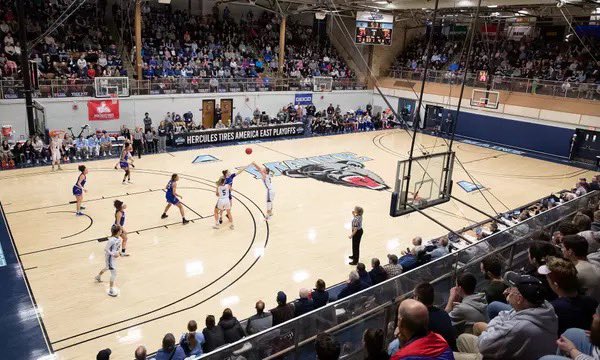 After a great conversation with Coach Markwood, I am blessed to announce that I have received a Division 1 offer from the university of Maine! All Glory to God!🙏🏽