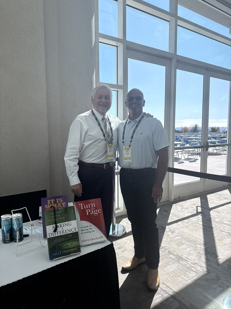Got to meet <a href="/SteveGSpeaks/">Steve Gilliland</a> at #SHRM25. Someone I aspire to be like someday. Looking forward to seeing him again at my next speaking engagement. Thanks for the conversation Steve and all your advice.