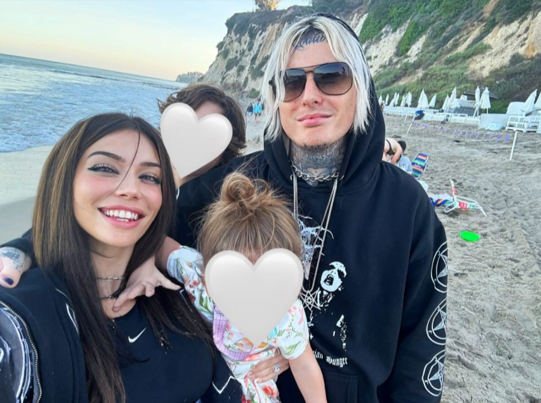 Ghostemane__'s tweet photo. 🖤
#Ghostemane https://t.co/Kk9kc8cbco