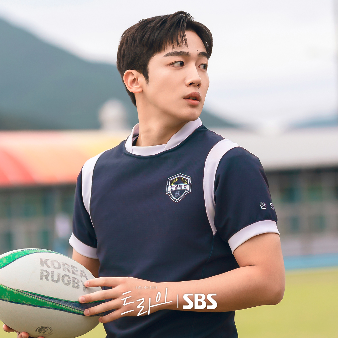 SBSNOW's tweet photo. 트라이 붐은 온다..✮⋆˙
윤계상과 한체고 럭비부의 美친 케미 커밍 쑨🔥

SBS 새 금토드라마 <트라이: 우리는 기적이 된다>
☞ 7월 25일 [금] 밤 9시 50분 첫 방송

#SBS새금토드라마 #트라이 #TheWinningTry
#트라이우리는기적이된다 #코믹성장스포츠 
#트라이스틸 #스틸
#윤계상 #임세미 #김요한 https://t.co/ZuVA2qsktE